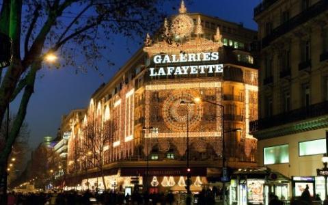 Christmas best Hotel rates in Paris for seasonal cheer